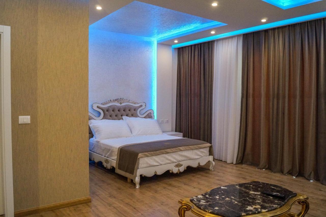 Hotel Red Hill