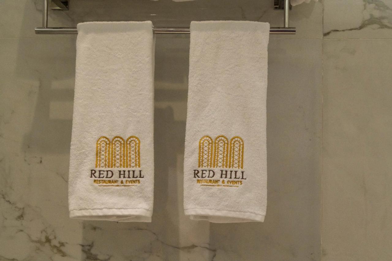 Hotel Red Hill