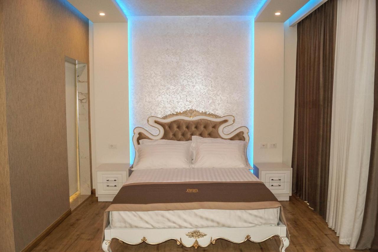 Hotel Red Hill 4*